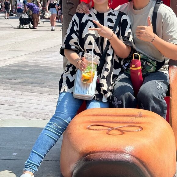 NEW! Marc Jacobs The Monogram Big Tee -Unisex -BLACK/IVORY - Picture 10 of 10